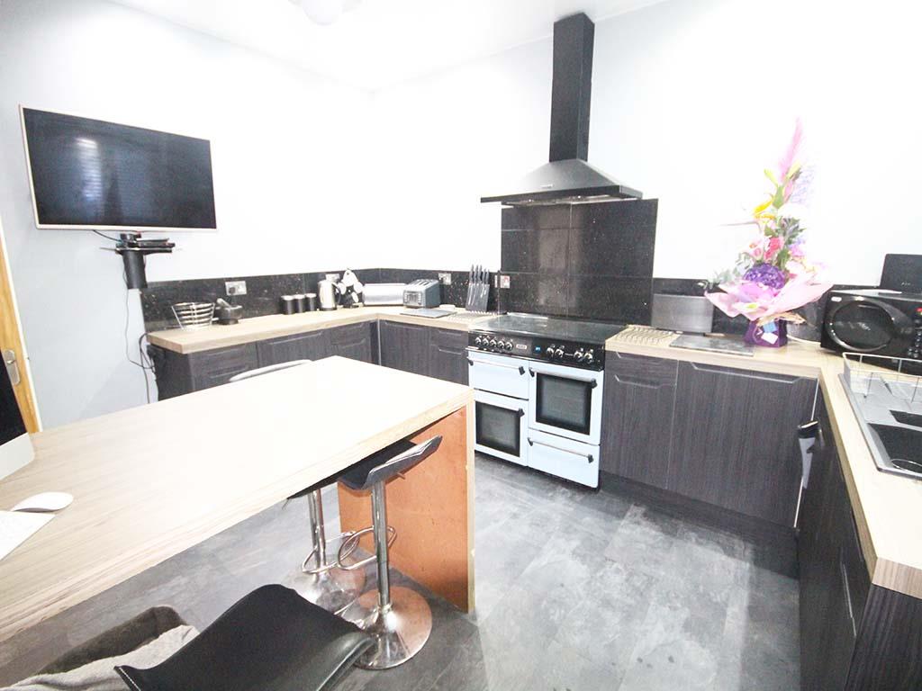 4 bedroom terraced house SSTC in Barnoldswick - IMG_6702.JPG